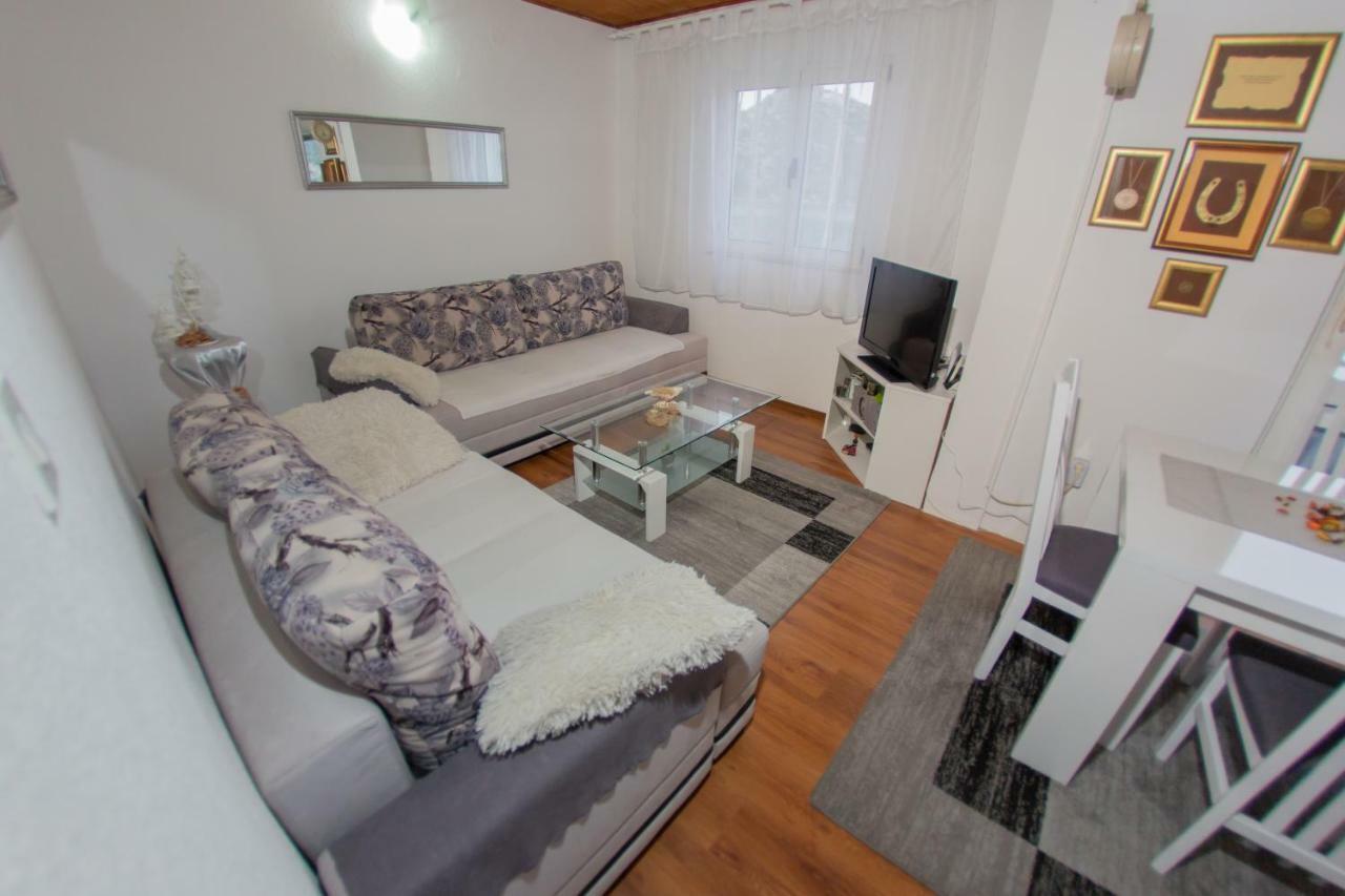 Apartmani Sunset Rogotin מראה חיצוני תמונה