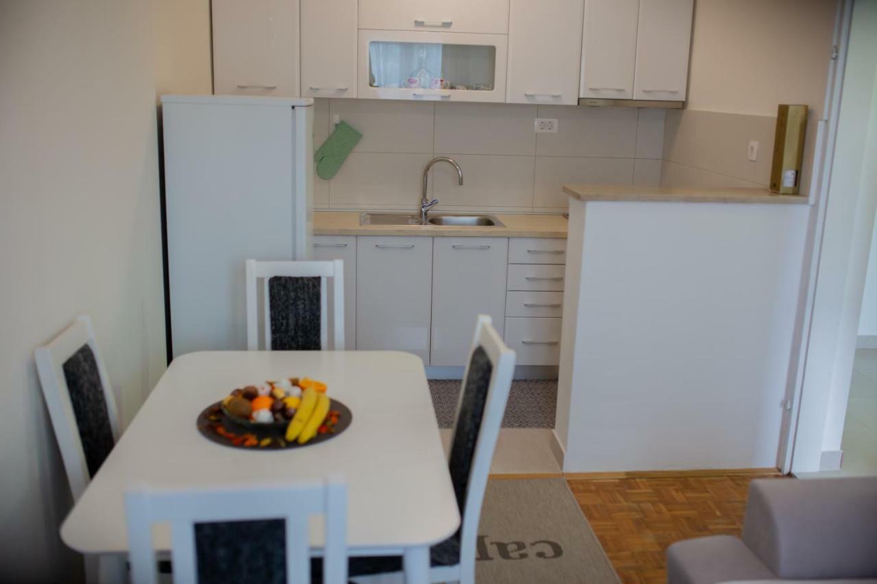 Apartmani Sunset Rogotin מראה חיצוני תמונה