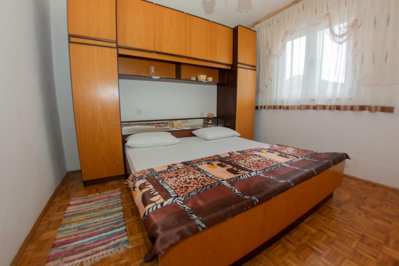 Apartmani Sunset Rogotin מראה חיצוני תמונה